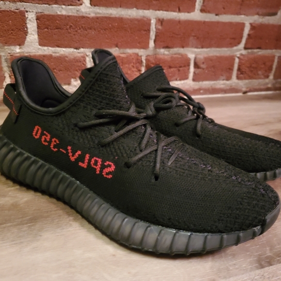 Yeezy Boost 350 V2 Bred (US 11) - Picture 1 of 3